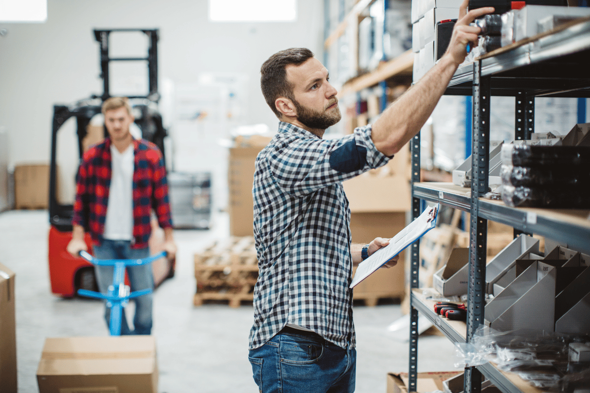 Teiledienstmitarbeiter (m/w/d) Teiledienstmitarbeiter (m/w/d)